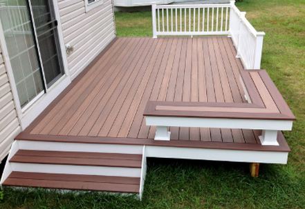 deck-stain-with-custom-teakwood-sitting-benches