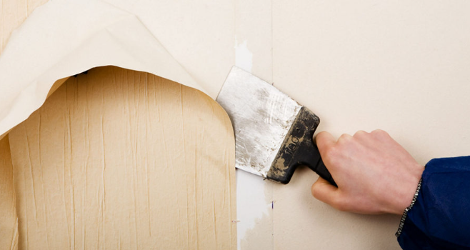 wallpaper-stream-machine-helps-remove-old-glued-on-wallpaper